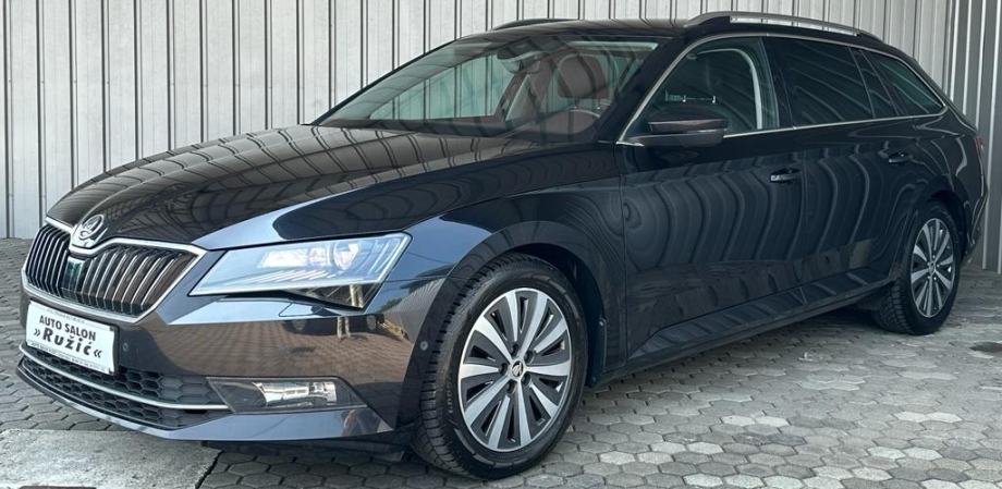 Škoda Superb Combi 1,6 TDI GREENLINE STYLE ALU NAVI FUL LED GAR