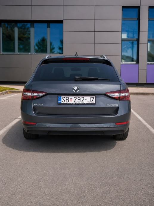 Škoda Superb Combi 1.6 TDI, servisna, kamera, registriran, 127000 km, fotografija 12