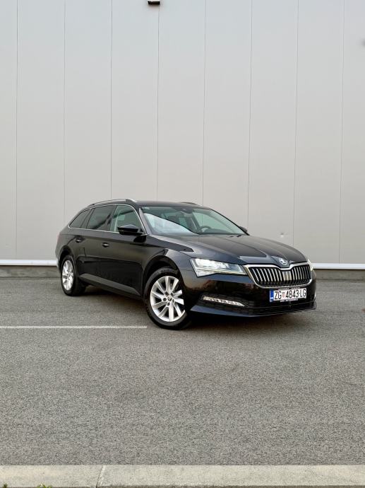 Škoda Superb Combi