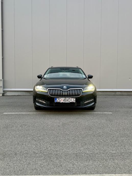 Škoda Superb Combi 2,0 TDI DSG, VIRTUAL, LED, NAVI, fotografija 5
