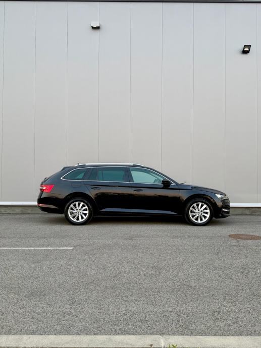 Škoda Superb Combi 2,0 TDI DSG, VIRTUAL, LED, NAVI, fotografija 7