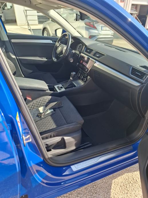 Škoda Superb Combi 2,0 TDI automatik, fotografija 15