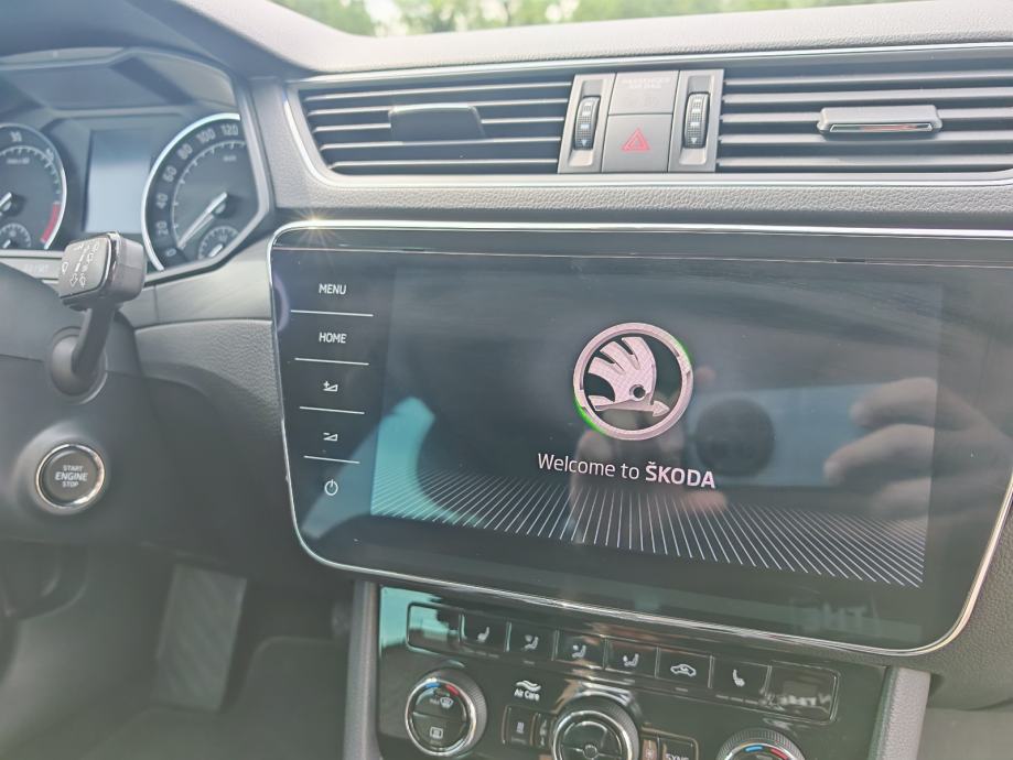 Škoda Superb Combi 2,0 TDI DSG 2018.,REG:5./2027.,VELIKI SERVIS, TOP, fotografija 7
