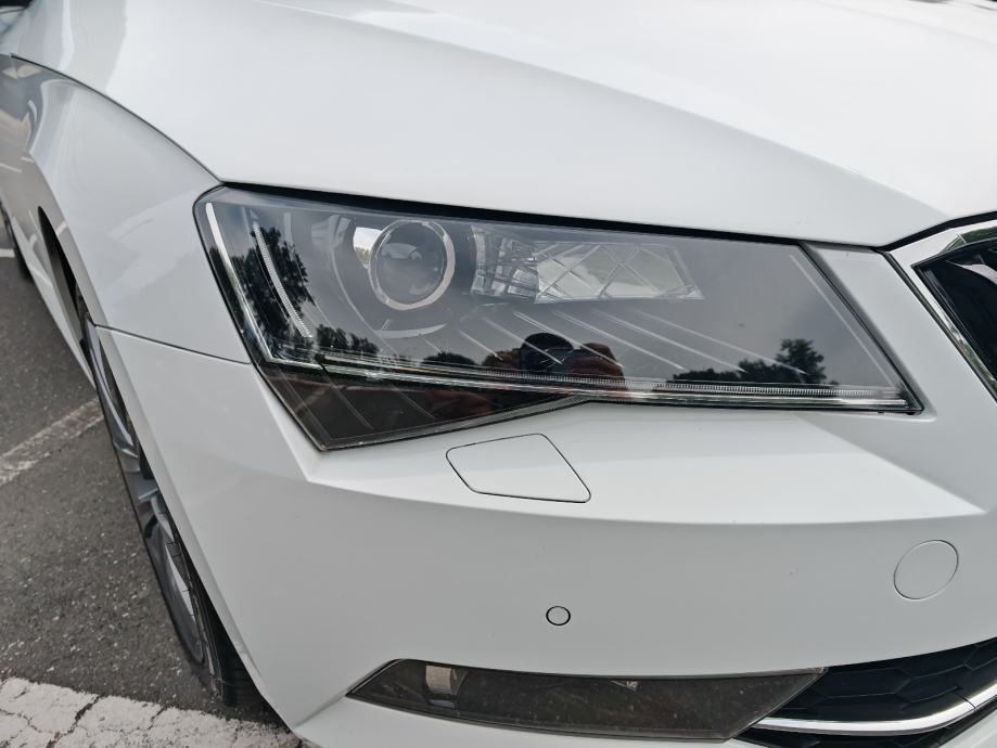 Škoda Superb Combi 2,0 TDI DSG 2018.,REG:5./2027.,VELIKI SERVIS, TOP, fotografija 14