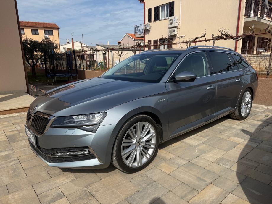 Škoda Superb Combi