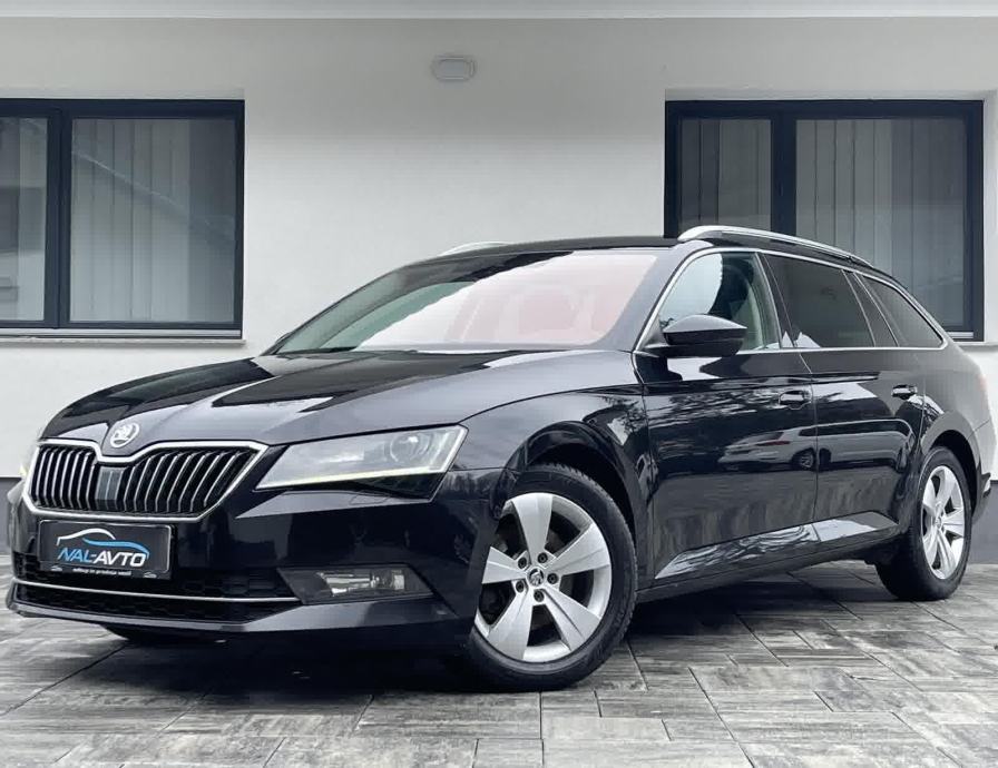 Škoda Superb Combi 2,0 TDI DSG MEMORY SJED.-VUČNA KUKA-TEMP.-XENON-LED
