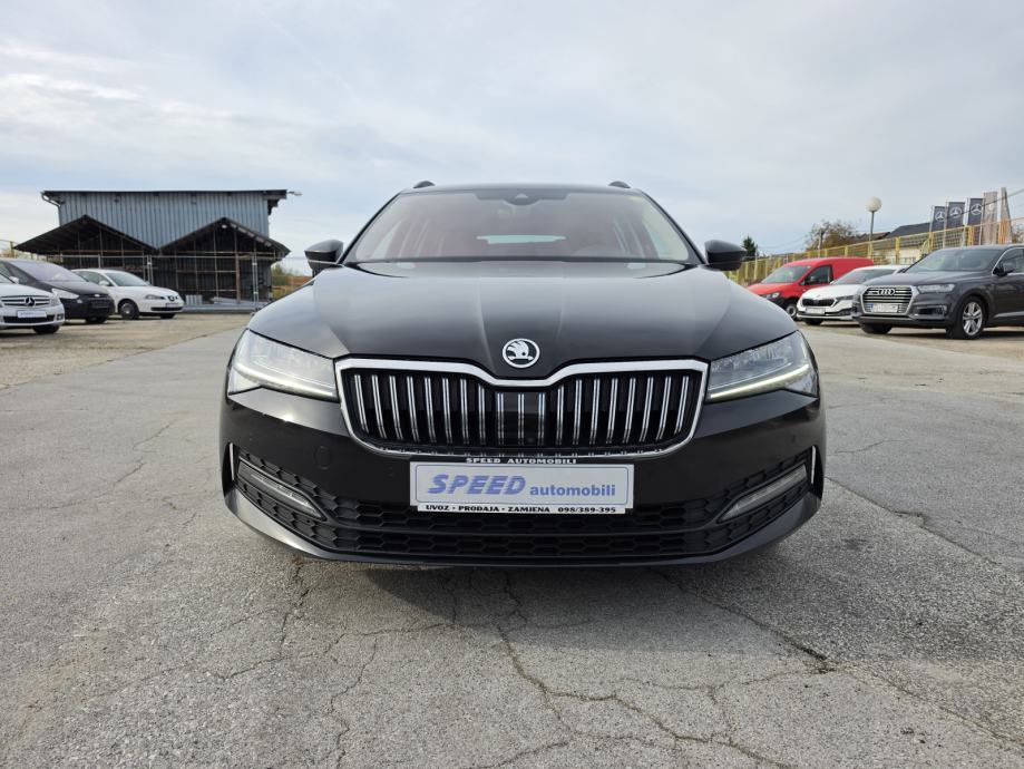 Škoda Superb Combi 2,0 TDI *DSG*PANORAMA*SERVISNA *GARANCIJA 12MJ *, fotografija 2