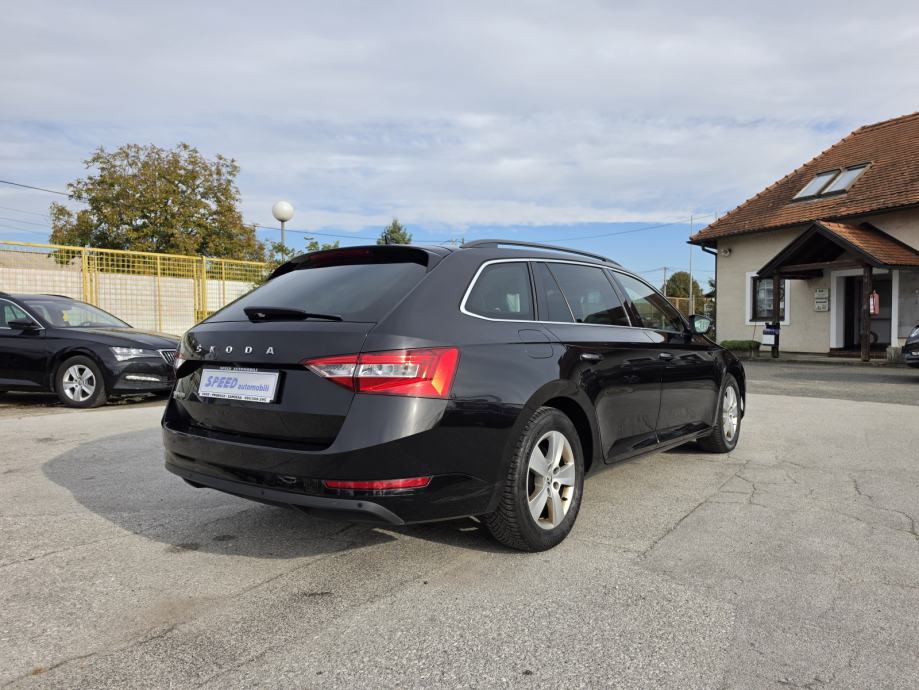 Škoda Superb Combi 2,0 TDI *DSG*PANORAMA*SERVISNA *GARANCIJA 12MJ *, fotografija 6