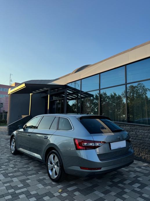 Škoda Superb Combi 2,0 TDI DSG - JAMSTVO 12 Mj - SERVISNA - REG 08/27, fotografija 7