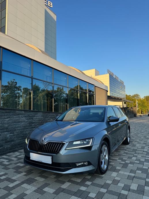 Škoda Superb Combi 2,0 TDI DSG - JAMSTVO 12 Mj - SERVISNA - REG 08/27, fotografija 4