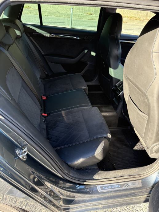 Škoda Superb Combi 2.0 TDI DSG SportLine, reg 10/27, 2 seta kotača, R1, fotografija 8