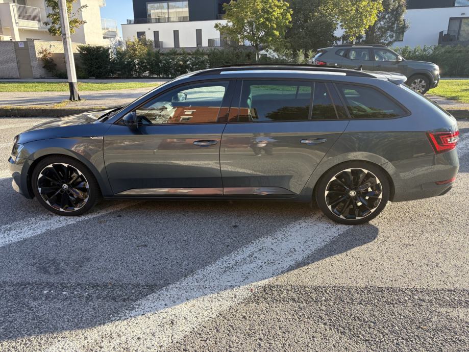 Škoda Superb Combi 2.0 TDI DSG SportLine, reg 10/27, 2 seta kotača, R1, fotografija 4