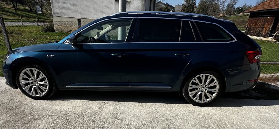 Škoda Superb Combi Laurin & Klement 2.0 TDI 4x4 DSG, 190 KS, fotografija 2