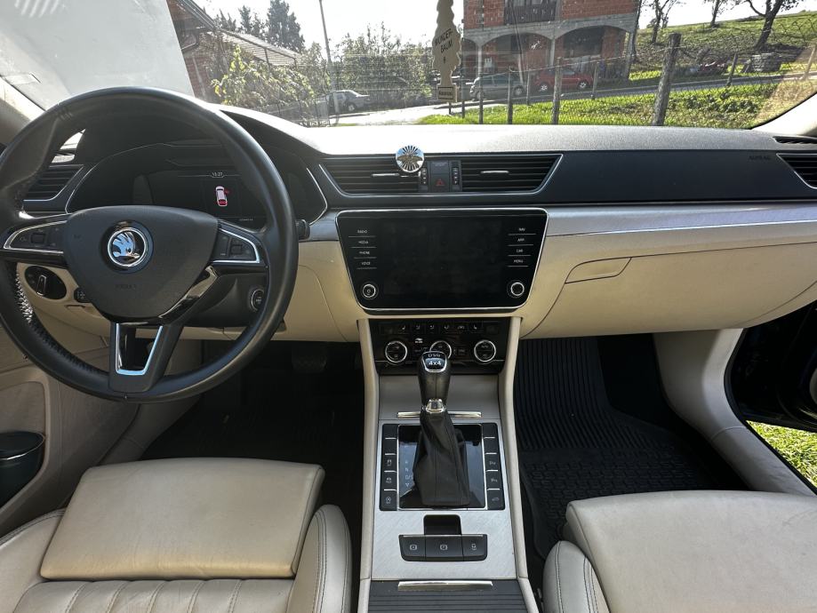 Škoda Superb Combi Laurin & Klement 2.0 TDI 4x4 DSG, 190 KS, fotografija 5