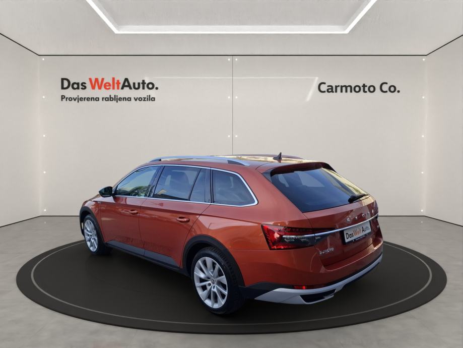 Škoda SUPERB Combi Scout 2.0 TDI 4x4 DSG, fotografija 3