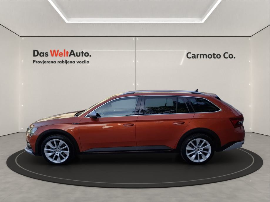 Škoda SUPERB Combi Scout 2.0 TDI 4x4 DSG, fotografija 2