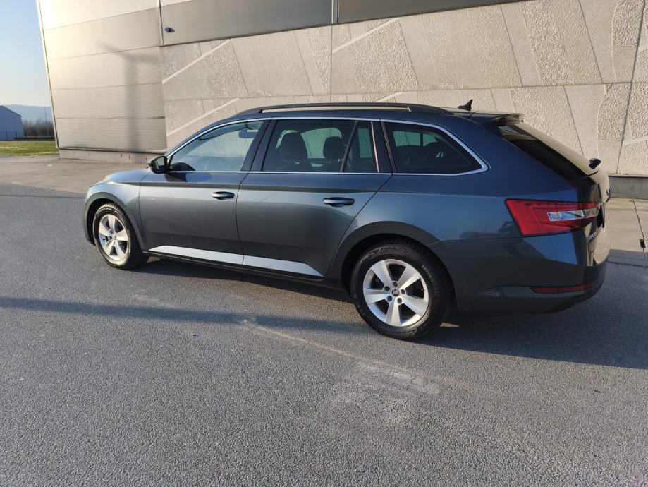 Škoda Superb Combi