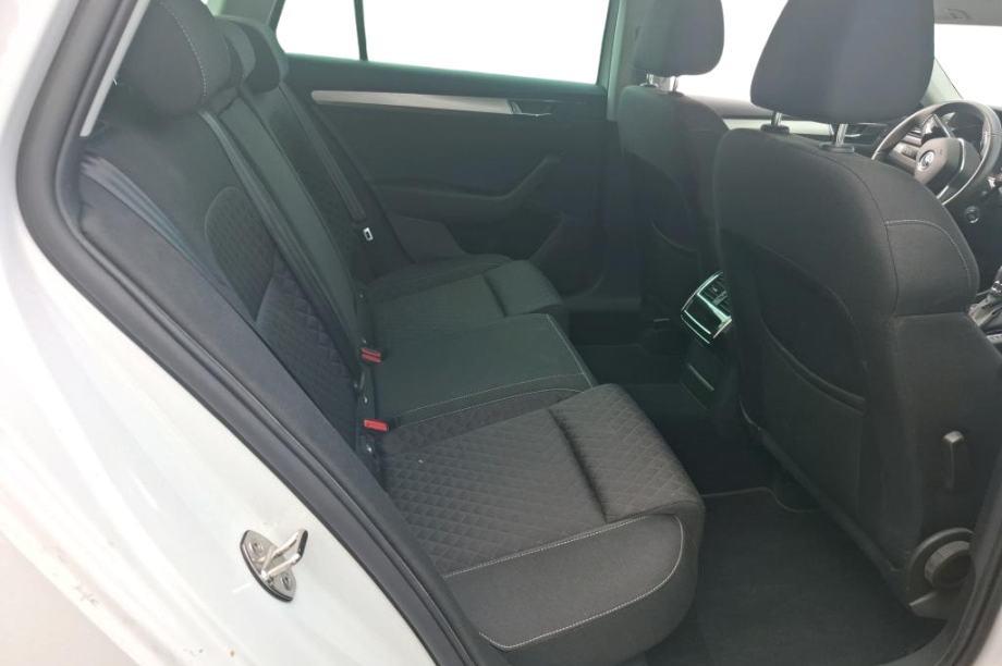 Škoda Superb Karavan 2.0 TDI 150KS Automatik,Ambition,VIRTUAL, fotografija 4