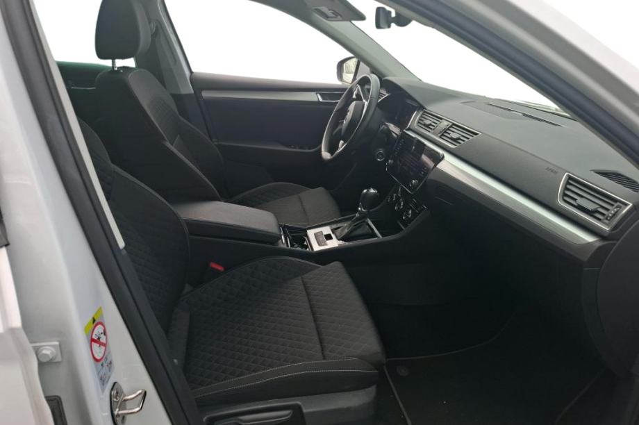 Škoda Superb Karavan 2.0 TDI 150KS Automatik,Ambition,VIRTUAL, fotografija 3