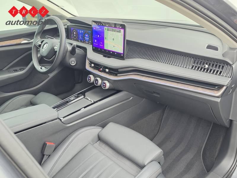 ŠKODA SUPERB L&K 2.0 TDI 4X4 DSG, fotografija 6