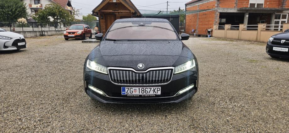Škoda Superb PHEV 160kWt, kamera 360°Laurin & Klement ***AKCIJA***, fotografija 2