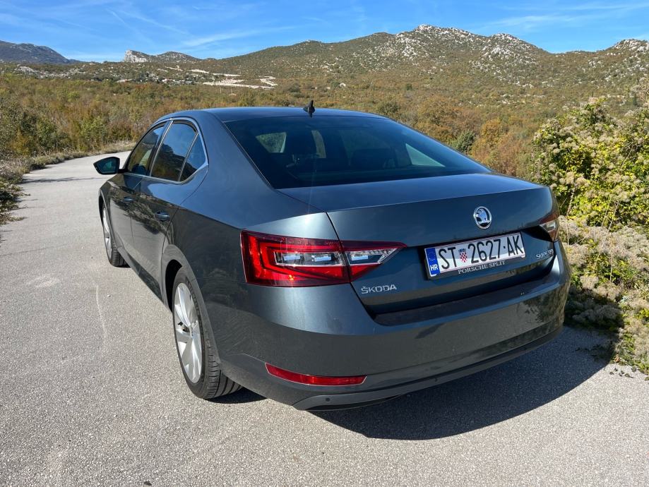 ŠKODA SUPERB PREMIUM 2.0 DSG 4x4 190ks, fotografija 12