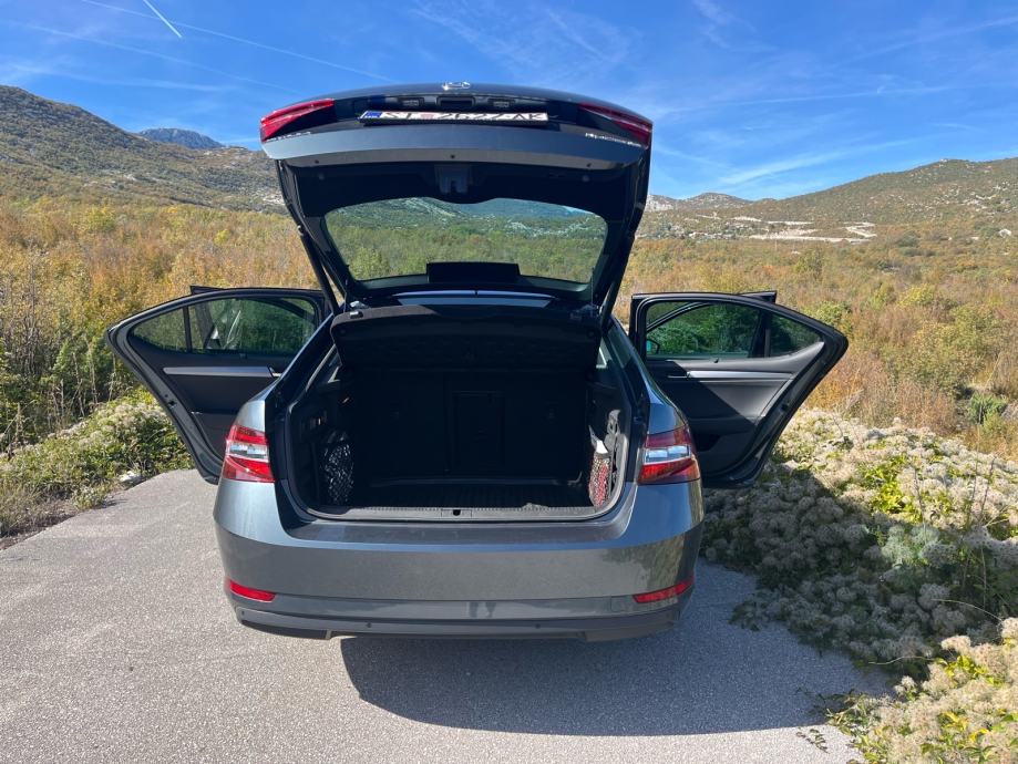 ŠKODA SUPERB PREMIUM 2.0 DSG 4x4 190ks, fotografija 14