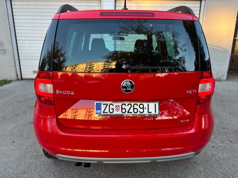 Škoda Yeti 2.0 TDI 4x4 odlično stanje, fotografija 4