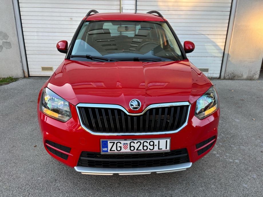 Škoda Yeti 2.0 TDI 4x4 odlično stanje, fotografija 2