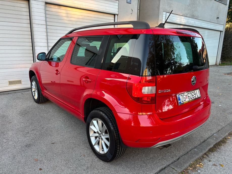 Škoda Yeti 2.0 TDI 4x4 odlično stanje, fotografija 6
