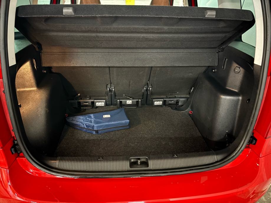 Škoda Yeti 2.0 TDI 4x4 odlično stanje, fotografija 11
