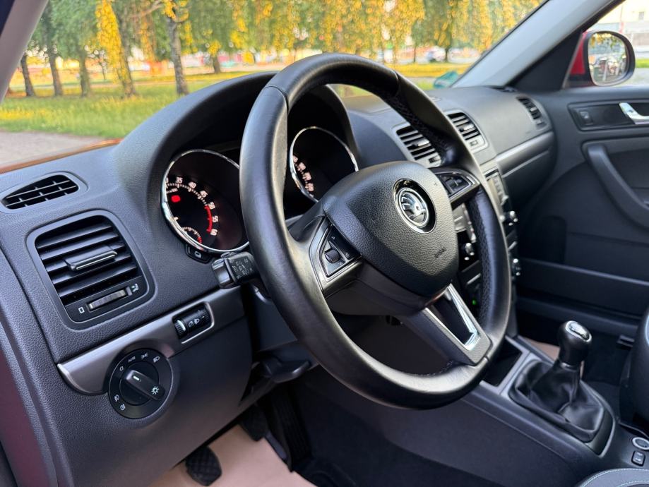 Škoda Yeti 2,0 TDI JOY-PRVI VLASNIK-TEMPOMAT-GR. SJEDALA.-PDC-KUKA, fotografija 12