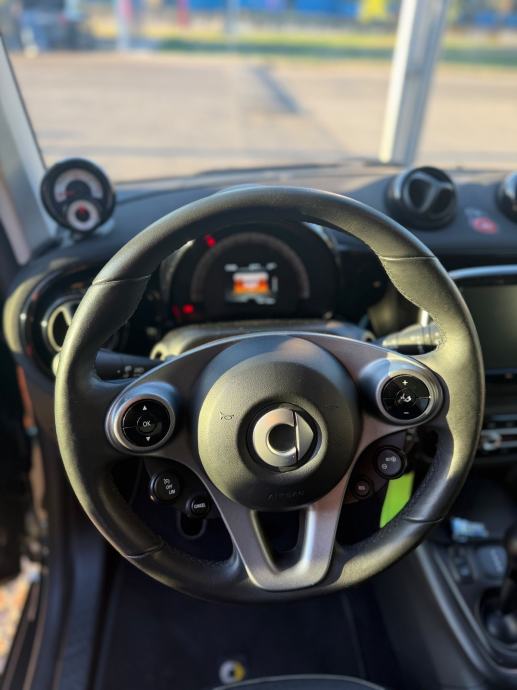 Smart EQ Coupe ** JBL **, fotografija 9