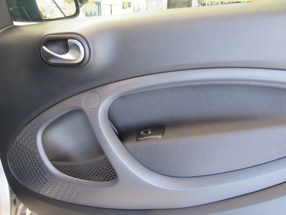 Smart EQ fortwo 60 kw Exclusive, fotografija 11