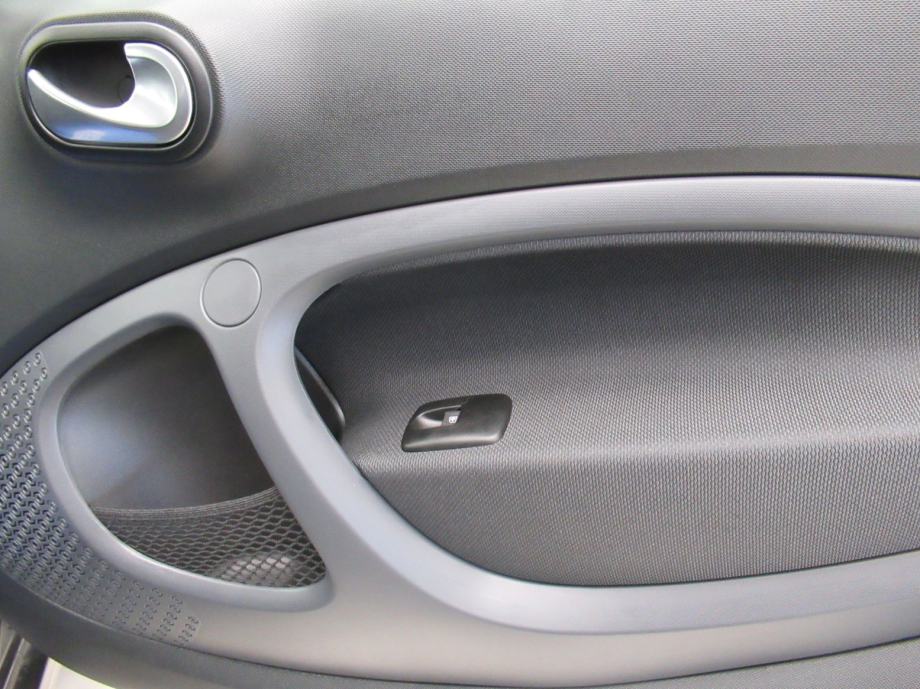 Smart EQ fortwo 60 kw Exclusive, fotografija 12