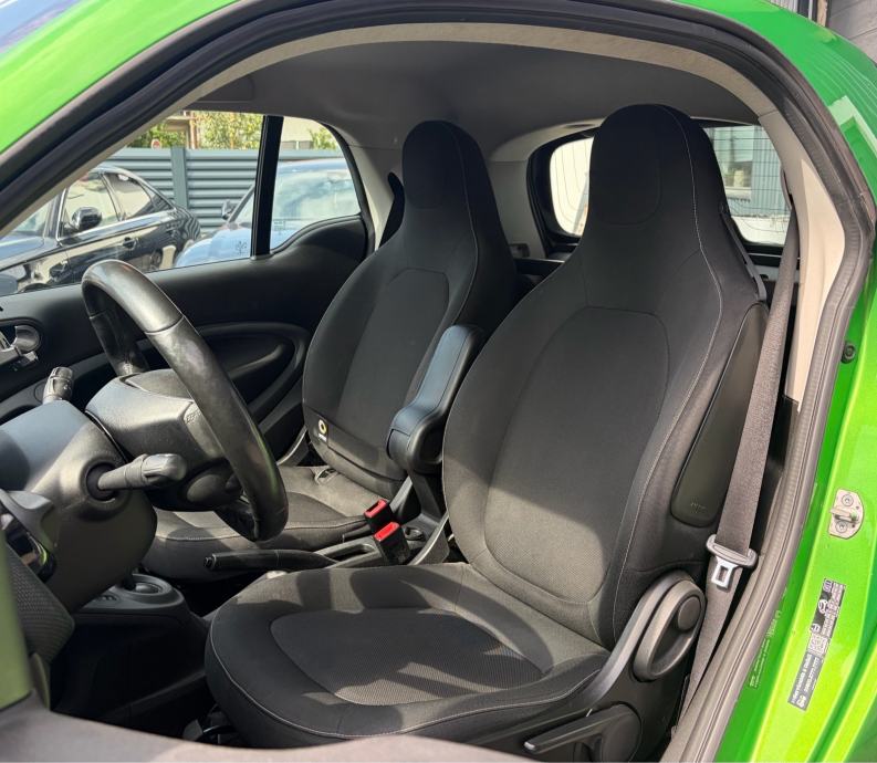 SMART EQ fortwo AUTOMATIK. REGISTRIRAN, fotografija 10