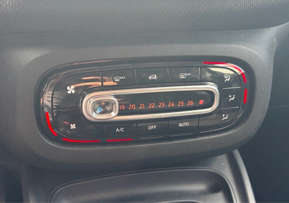SMART EQ fortwo AUTOMATIK. REGISTRIRAN, fotografija 17