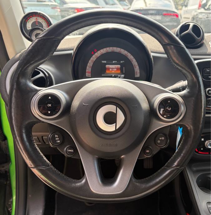 SMART EQ fortwo AUTOMATIK. REGISTRIRAN, fotografija 14