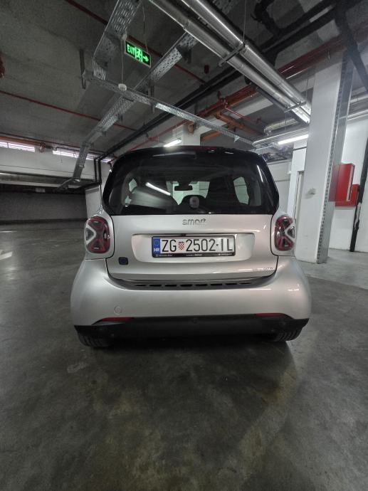 Smart EQ fortwo COUPE automatik, fotografija 3