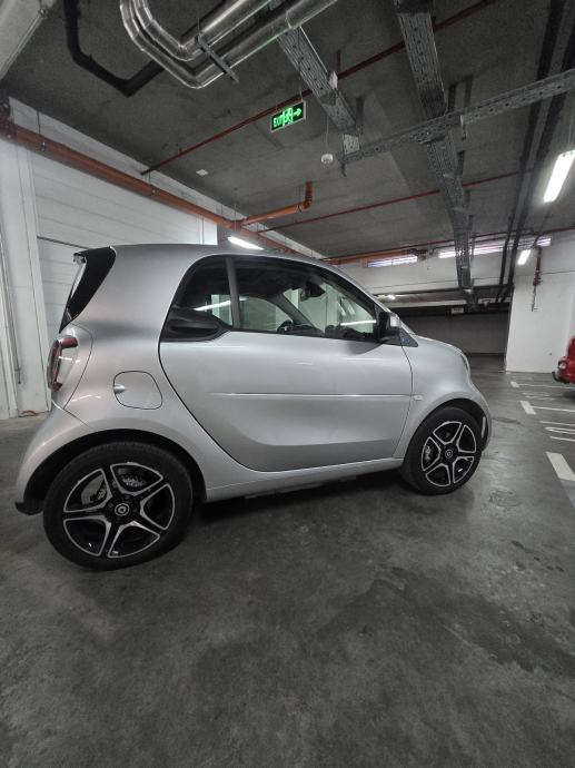 Smart EQ fortwo COUPE automatik, fotografija 4