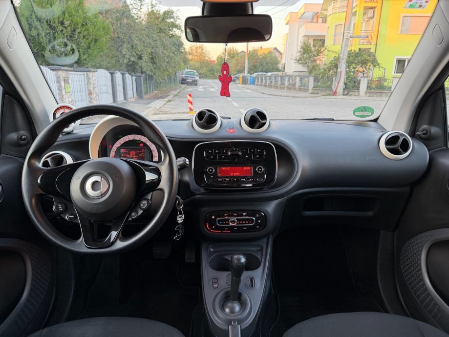 Smart EQ fortwo KUĆNI I BRZI PUNJAČ, RADAR,SERVISNA, 2KLJUČA,REGA9/27…, fotografija 10