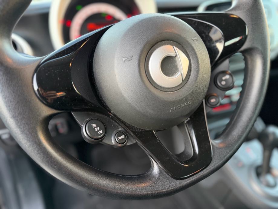 Smart EQ fortwo KUĆNI I BRZI PUNJAČ, RADAR,SERVISNA, 2KLJUČA,REGA9/27…, fotografija 12