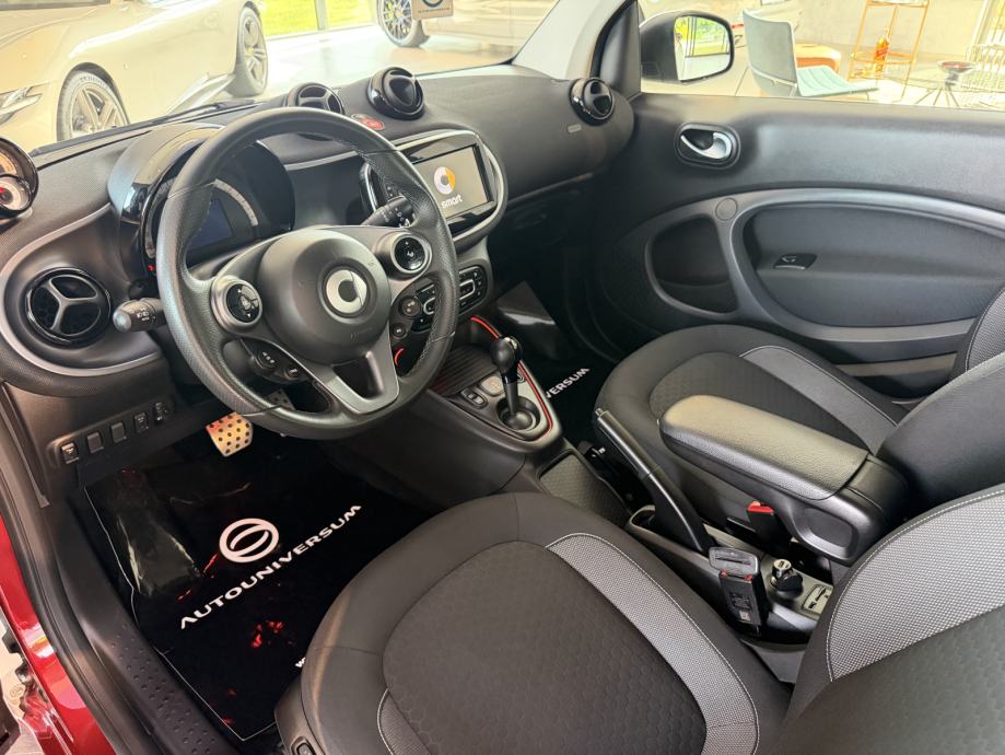 Smart ForTwo EQ Pulse - Moon White, LED, panorama, sport paket, fotografija 7