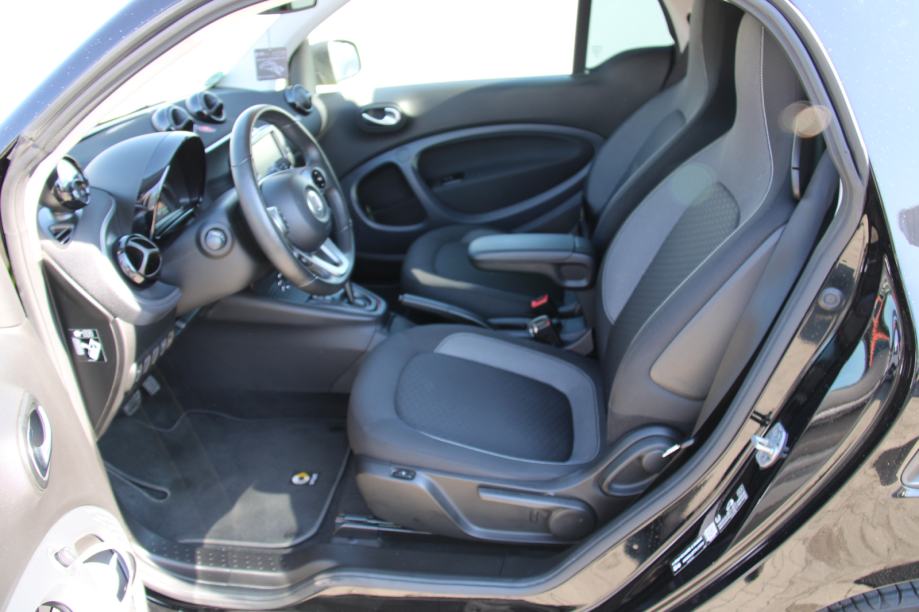 ➡️ Smart EQ Panorama LED ALU NAVI PDC R-Cam Andrioid/Apple Car 2021., fotografija 11