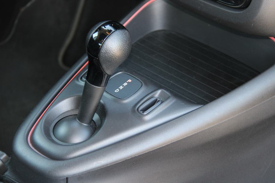 ➡️ Smart EQ Panorama LED ALU NAVI PDC R-Cam Andrioid/Apple Car 2021., fotografija 20