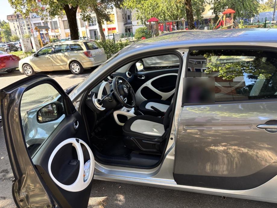 Smart ForFour 0.9 Turbo Passion, 90 KS, 2017., 64.881 km, garažiran, fotografija 5