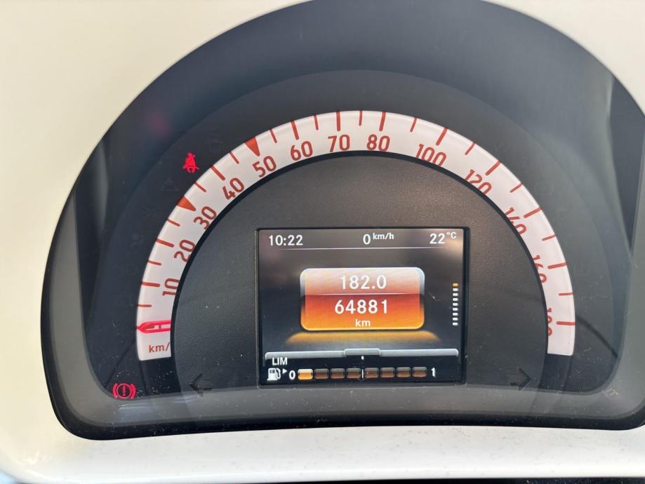 Smart ForFour 0.9 Turbo Passion, 90 KS, 2017., 64.881 km, garažiran, fotografija 7