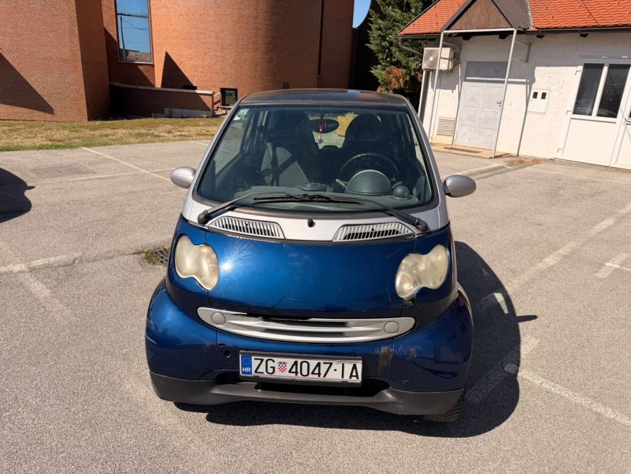 Smart forfour automatik KLIMA AUTO DOBAR PALI VOZI DIZEL, fotografija 4