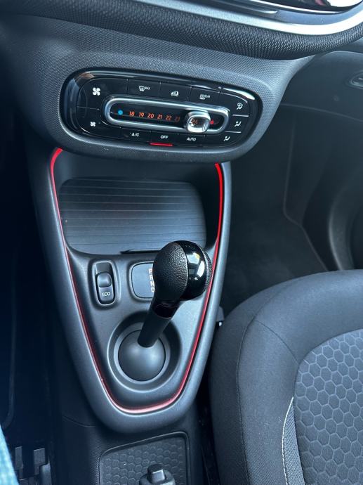 Smart forfour EQ Automatik*Prime*LED*Navi*Kamera*Panorama*NOVOO, fotografija 17