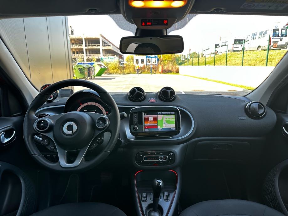 Smart forfour EQ Automatik*Prime*LED*Navi*Kamera*Panorama*NOVOO, fotografija 14